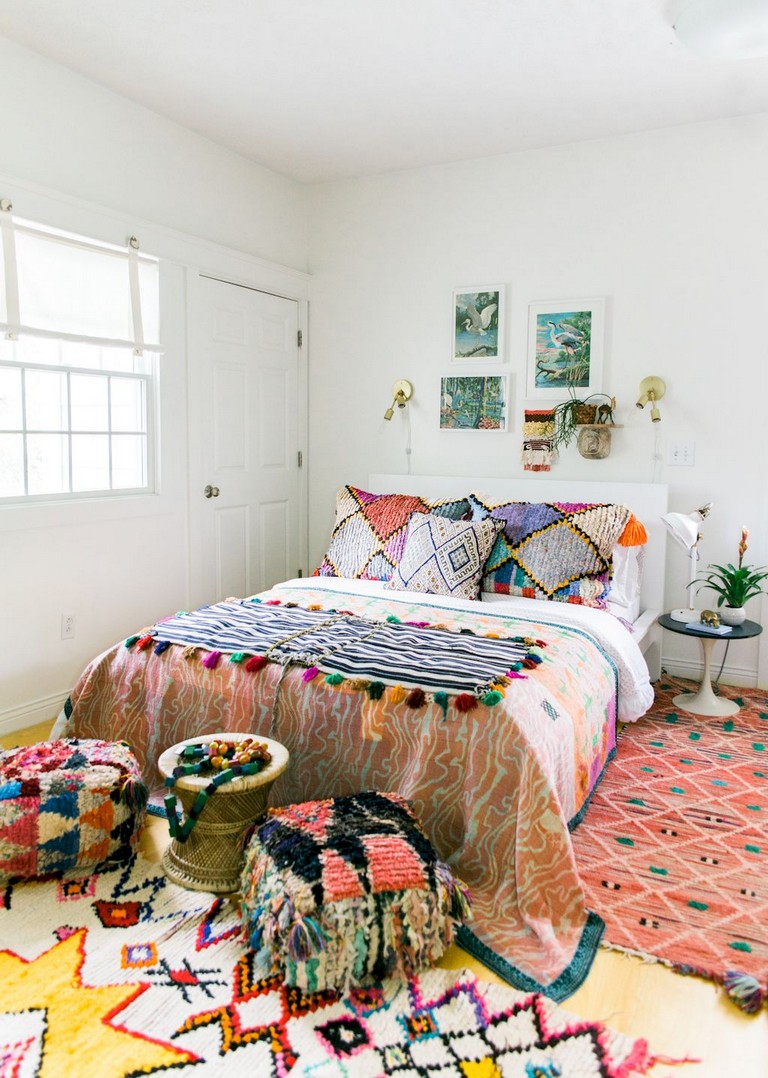 Minimalist Cozy Bohemian Bedroom with Simple Decor